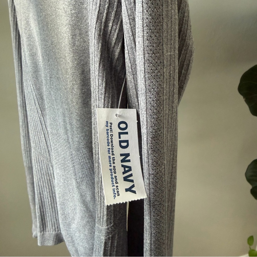 Old Navy Gray Ribbed- Athletic Long Sleeve Top - Picture 3 of 7